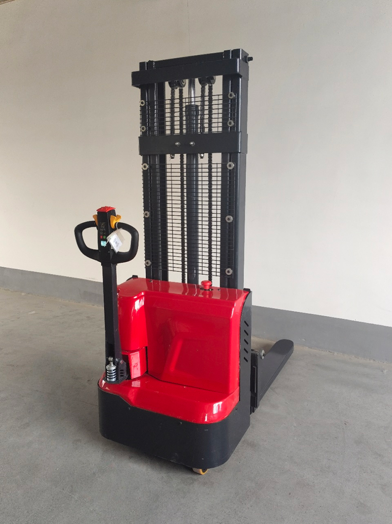 Electric Stacker Crane