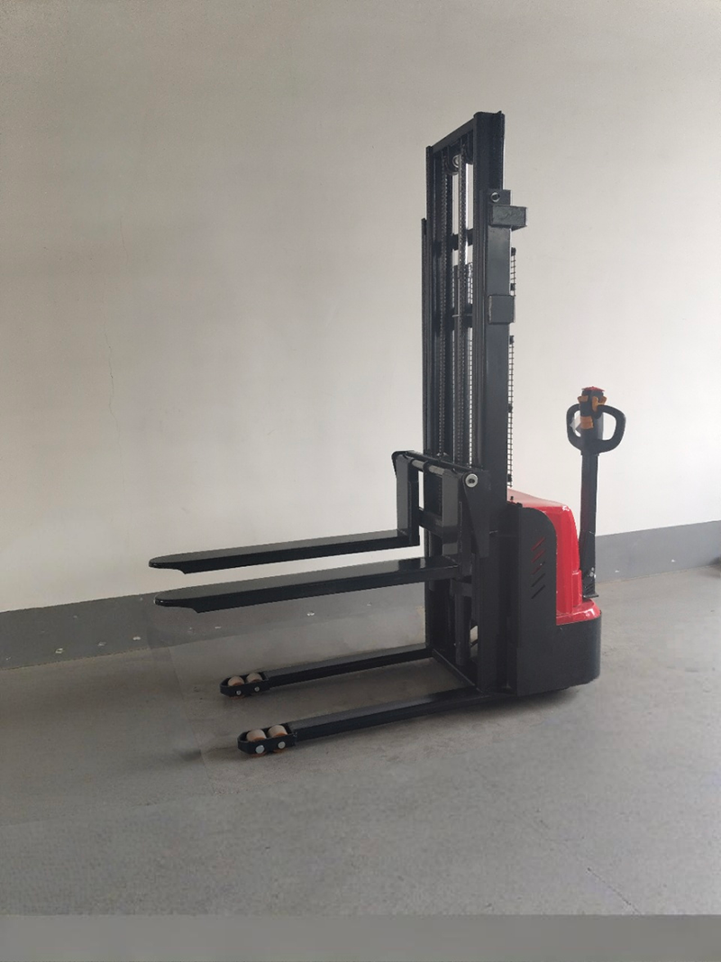 Electric Stacker Crane