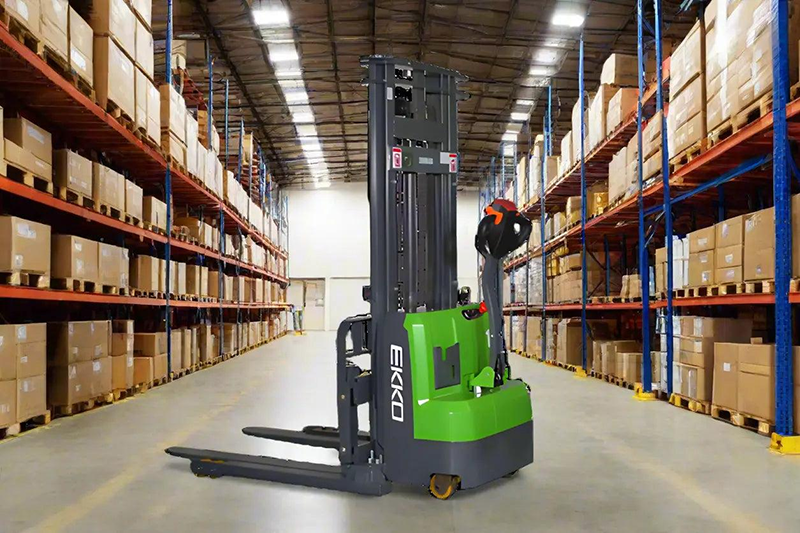 Electric Stacker